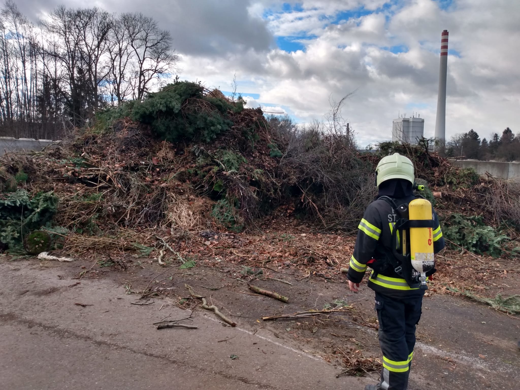 Du betrachtest gerade Brand Gewerbe, Industrie