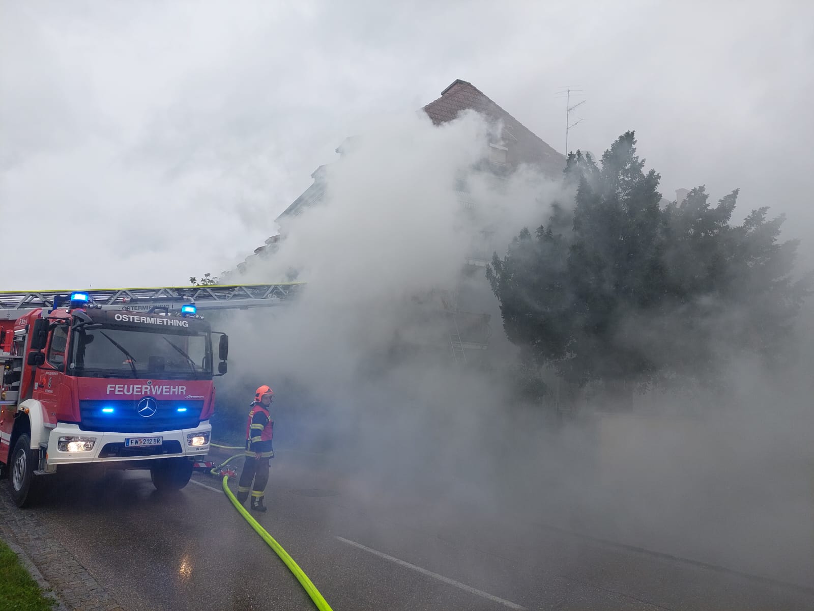 Du betrachtest gerade Brand Gebäude